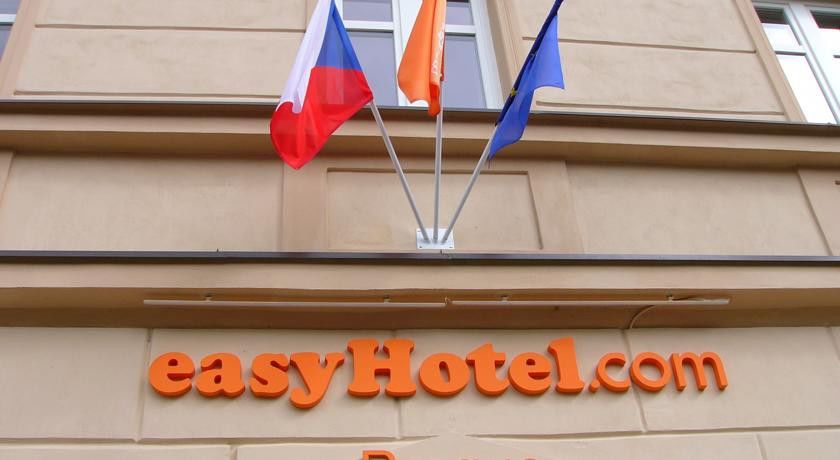 Le Petit Hotel Прага Екстер'єр фото